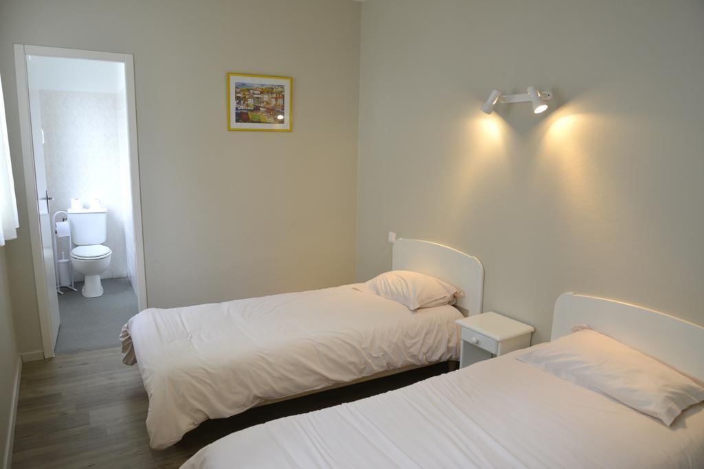 Hotel Des Arceaux Saint-Sever  ภายนอก รูปภาพ