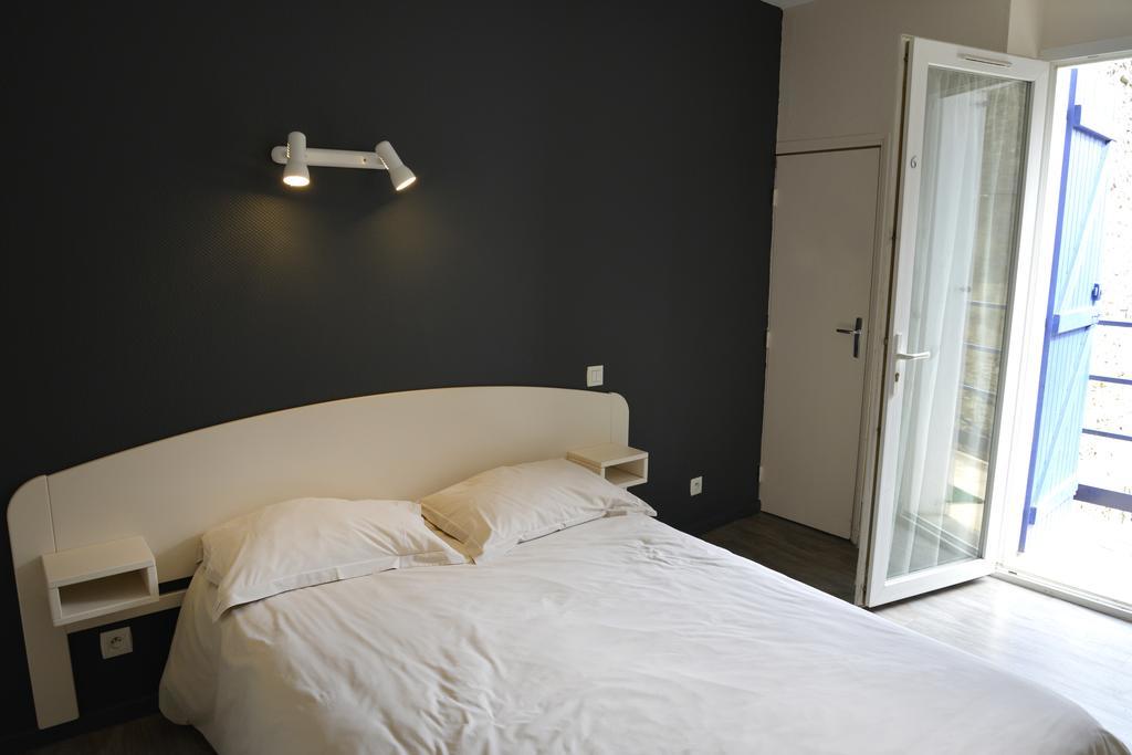 Hotel Des Arceaux Saint-Sever  ภายนอก รูปภาพ
