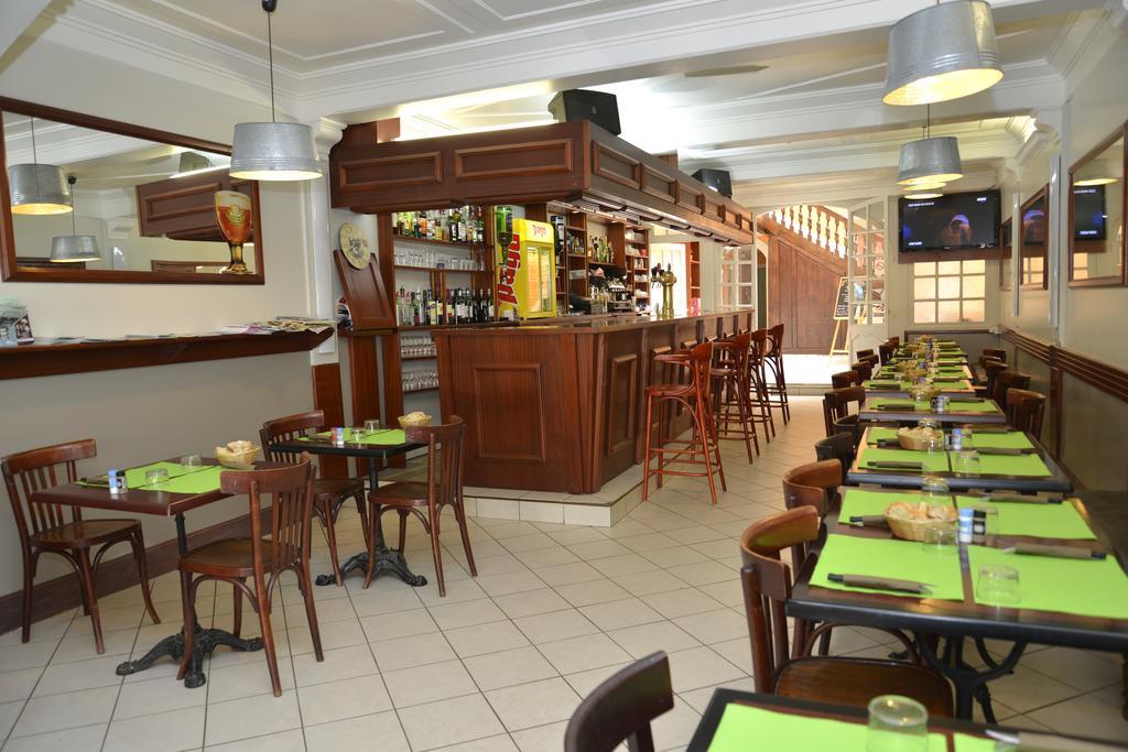 Hotel Des Arceaux Saint-Sever  ภายนอก รูปภาพ